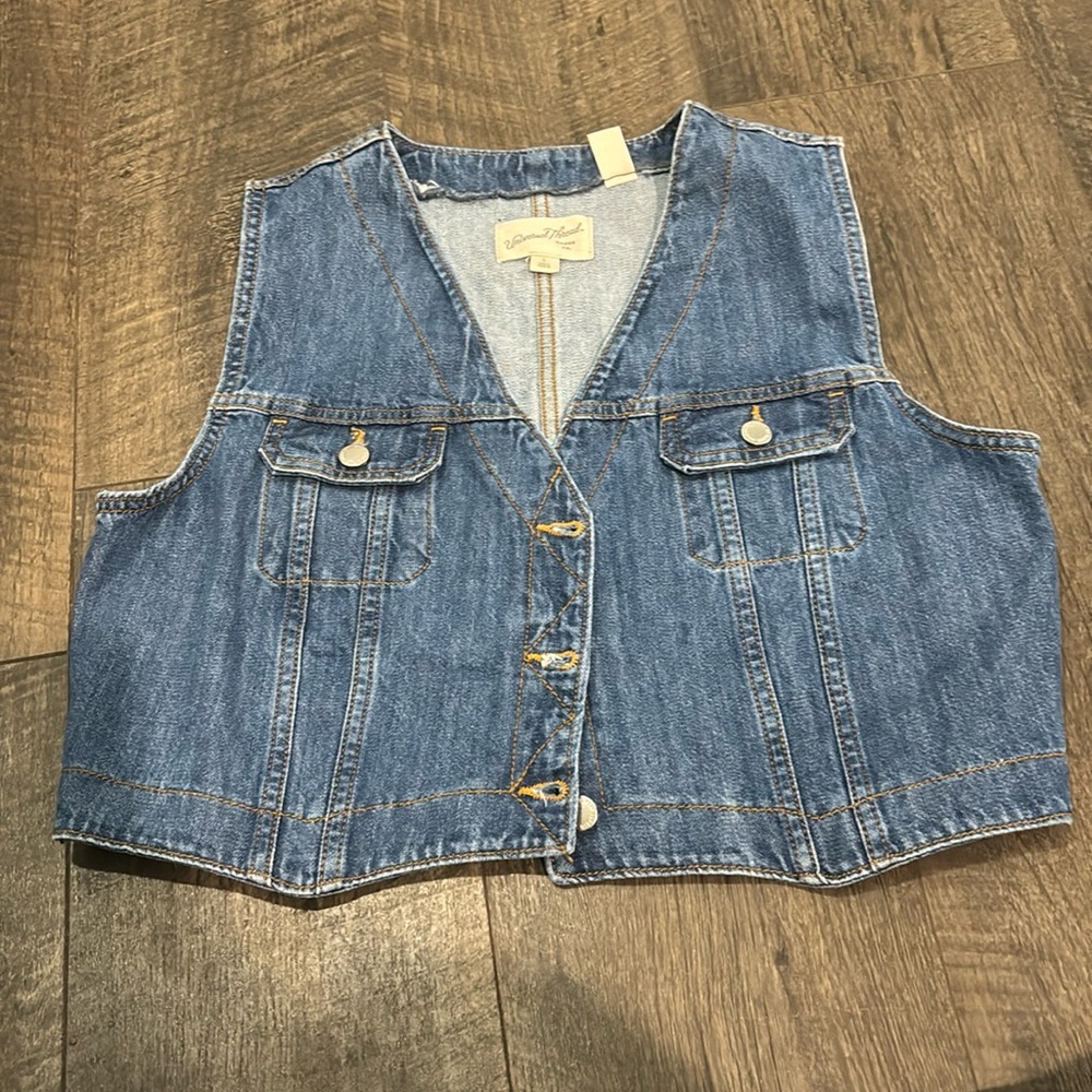 vest